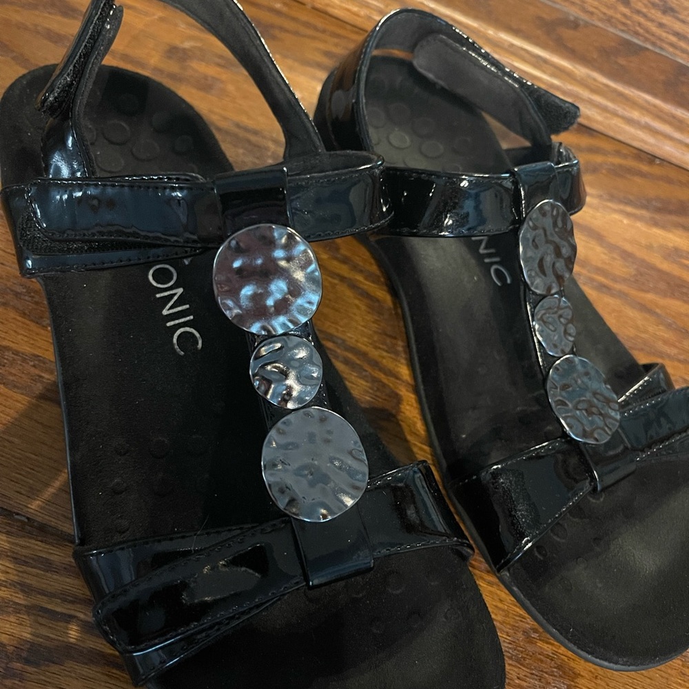 COPY - Bionic sandals